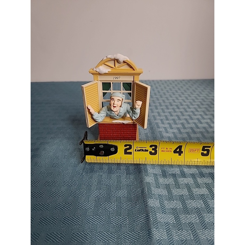 Hallmark Keepsake Ornament 1997 Away to the Window Collector's Club Night Before - Picture 9 of 11